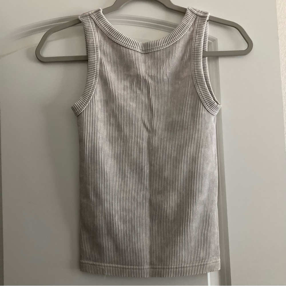 Women’s Ribbed Tank Top - S/M - Picture 2 of 3